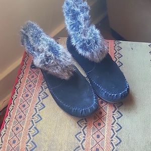 Black Moccasins